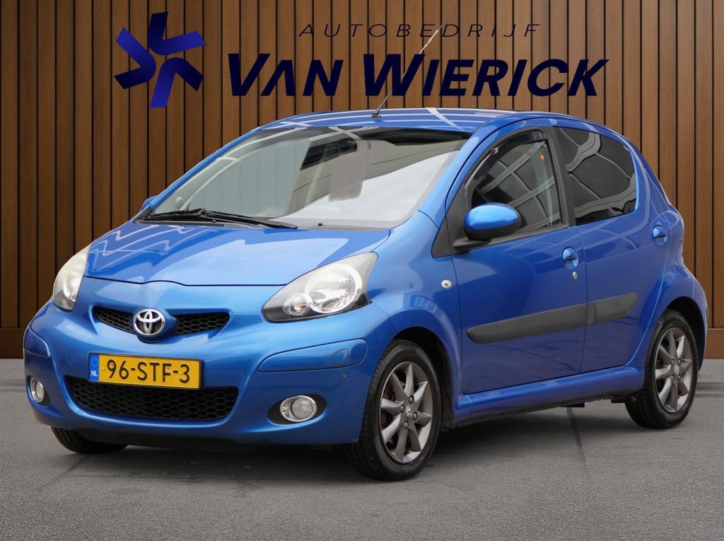 Toyota Aygo 1.0-12V Dynamic Navigator 5-Deurs automaat | Nav, Euro 5, Stof, Gebruikt, Zwart