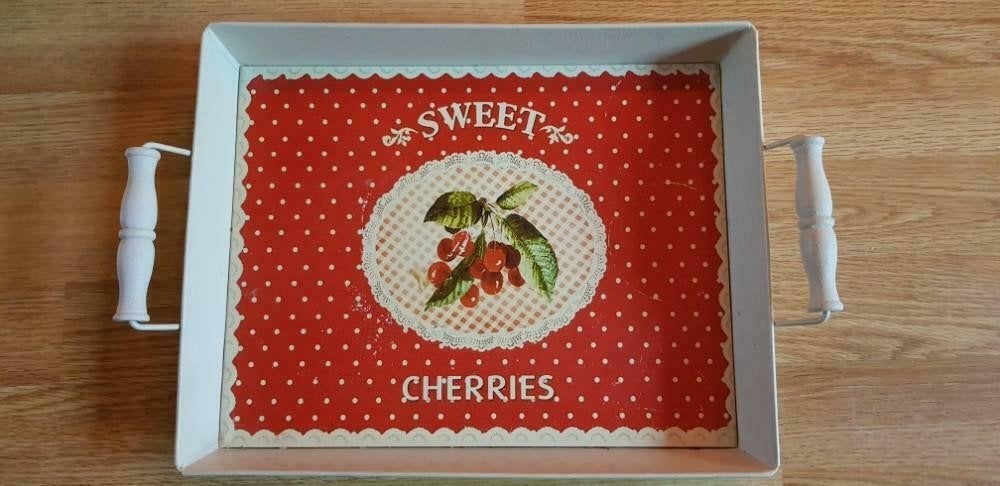 Prachtig vintage metalen dienblad "Sweet Cherries", Ophalen of Verzenden, Rechthoekig, Metaal
