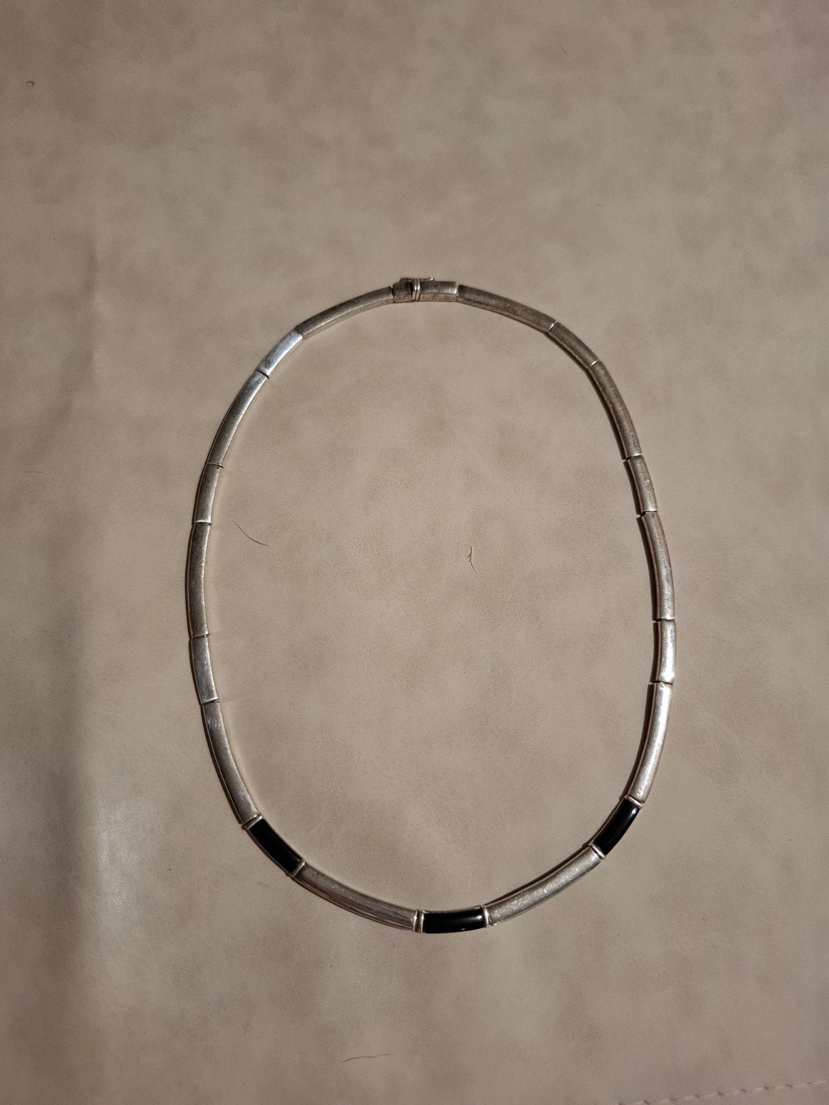 Pierre Cardin Zilveren ketting met zwarte accenten, Ophalen of Verzenden, Gebruikt, Zilver, Zilver