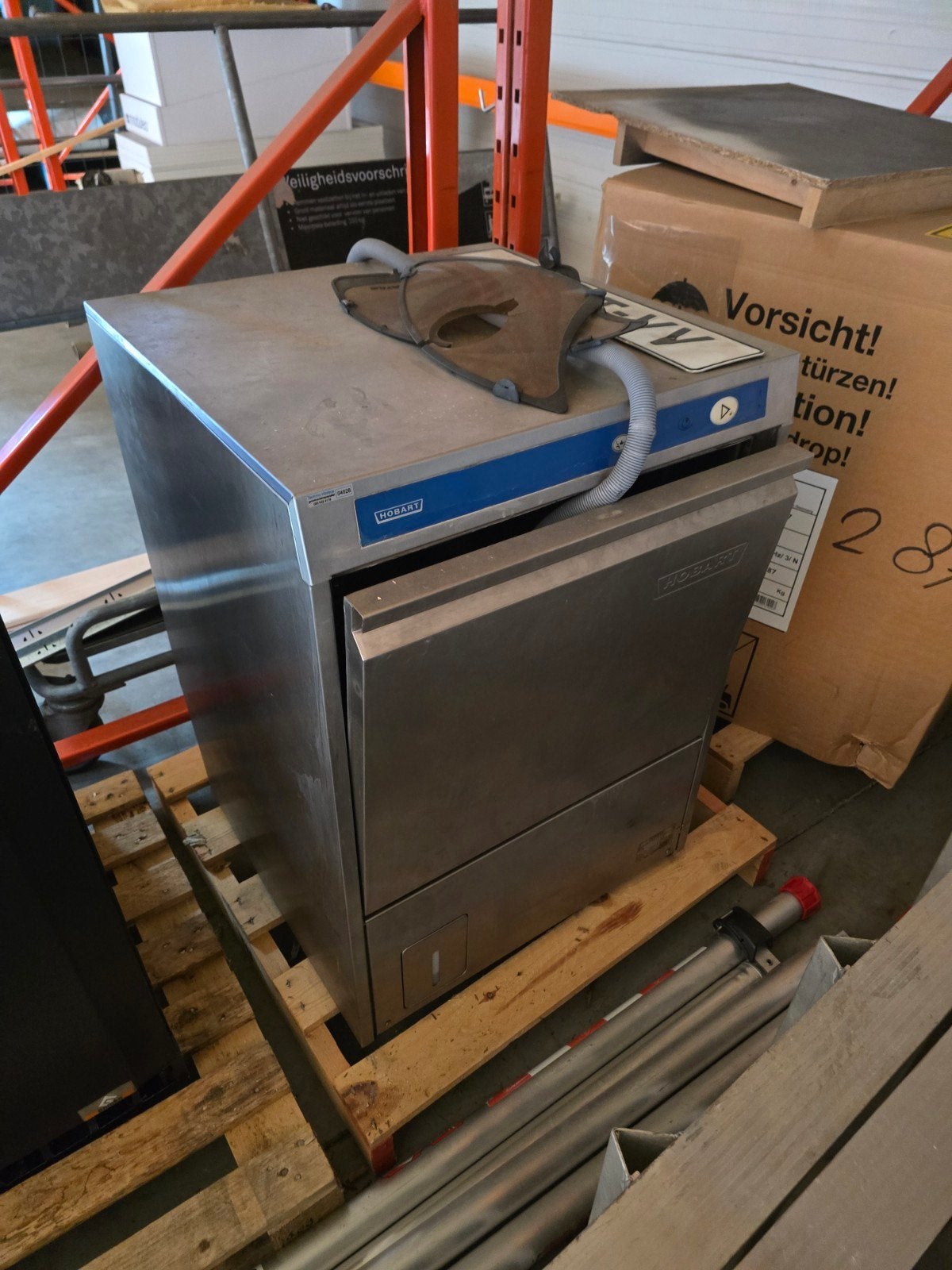 Glazenspoel machine hobart, Ophalen