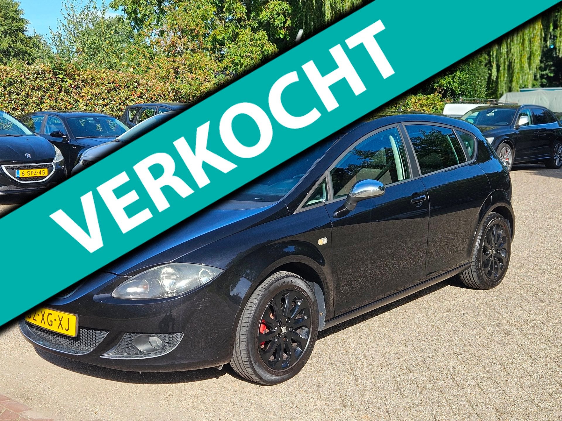Seat Leon 1.6 Sportstyle|AIRCO|CruiseControl|NW APK 10-2027, Gebruikt, 4 cilinders, Leon, Zwart