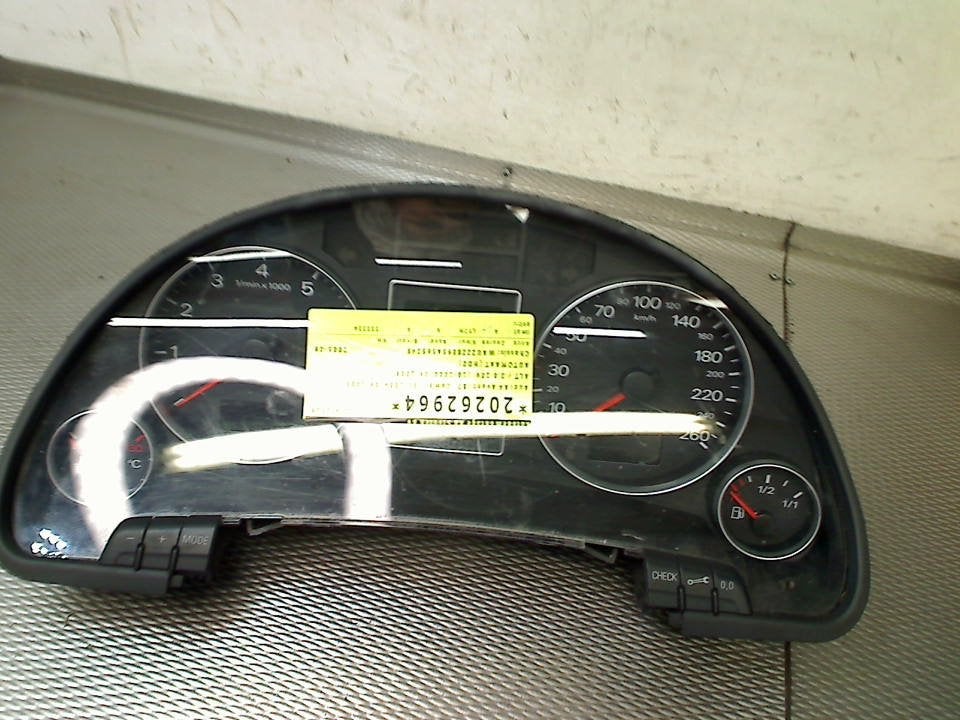 Km Teller Audi A4 Avant (B7) (2004-11/2008-06) 8E0920931C, Auto-onderdelen, Dashboard en Schakelaars, Gebruikt, Auto-Union-Straße  1, Ingolstadt 85057, , Duitsland