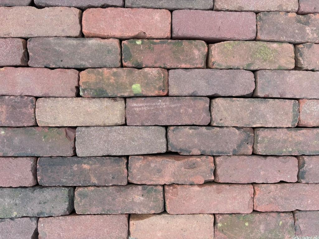 V63, Oude Gebakken Klinkers, Dikformaat, Rood-Paars, Overige materialen, Gebruikt, Klinkers, Ophalen of Verzenden