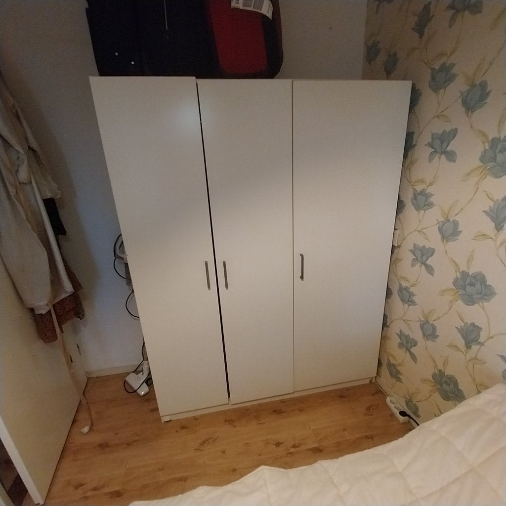 Kledingkast  gratis, Ophalen, Gebruikt, 100 tot 150 cm, Met plank(en)