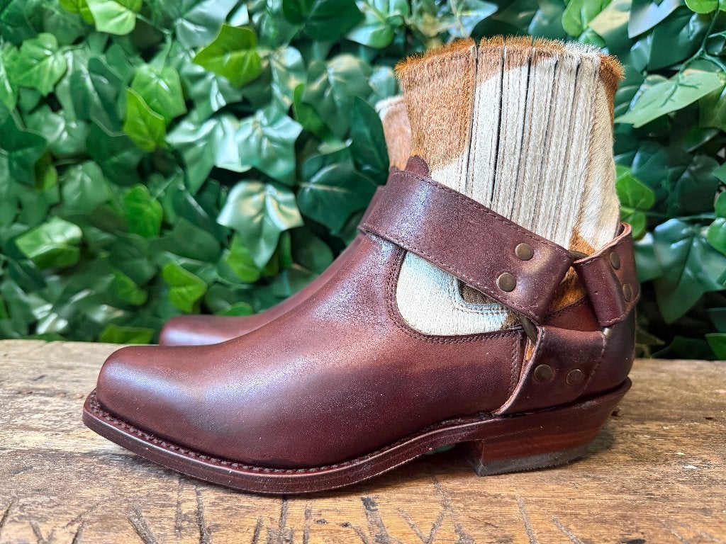Nieuwe prachtige vintage laarzen van Sendra maat 38, Kleding | Dames, Schoenen, Sendra, Bruin, Lage of Enkellaarzen, Nieuw