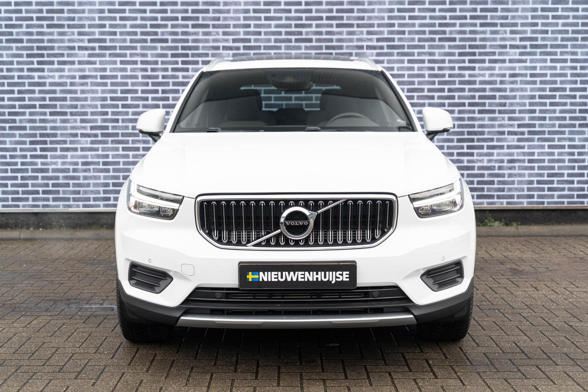 Volvo XC40 T4 Recharge Inscription Expression | Navigatie |, 12 maanden, Stof, Euro 6, Wit
