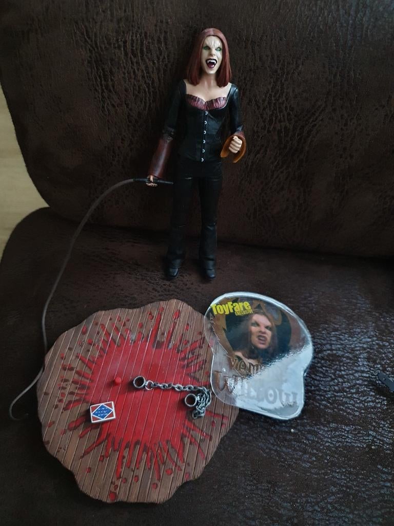 Willow Vampire actiefiguur Buffy the Vampire Slayer, Kinderen en Baby's, Ophalen of Verzenden, Zo goed als nieuw