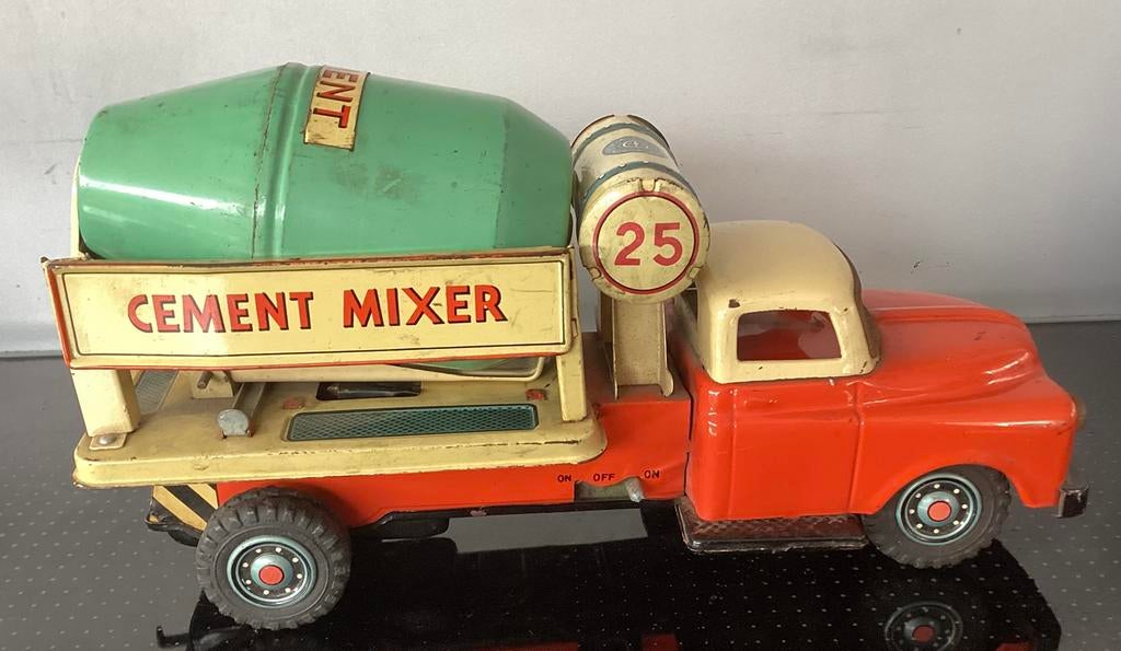 1950’s blikken Dodge Cement mixer truck,TM Japan bespeeld, Ophalen