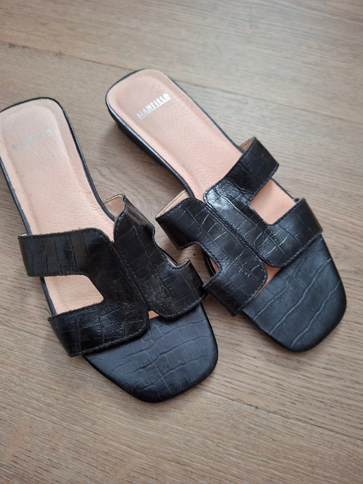Manfield slippers maat 39 alleen ophalen, Ophalen