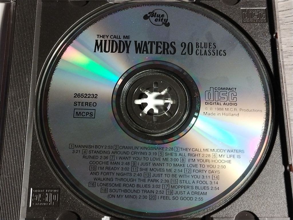 Muddy Waters - They Call Me Muddy Waters [20 Blues Classics], Ophalen of Verzenden, Zo goed als nieuw, Jazz