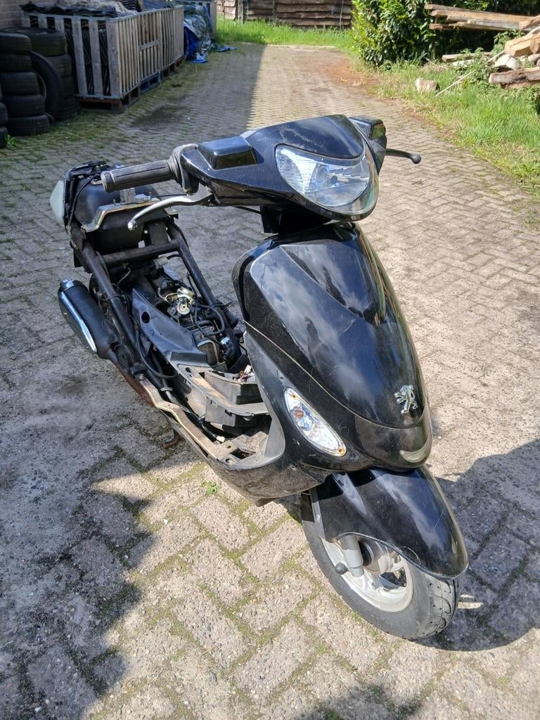Peugeot V-Clic onderdelen - Hele brommer voor 50 euro, Fietsen en Brommers, Ophalen, Gebruikt, Overige modellen