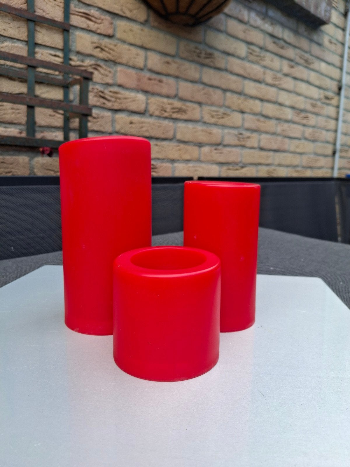 IKEA Strala LED Kaarsen op Batterijen - Set van 3 Rood, Ophalen of Verzenden, Zo goed als nieuw, Rood, Kunststof