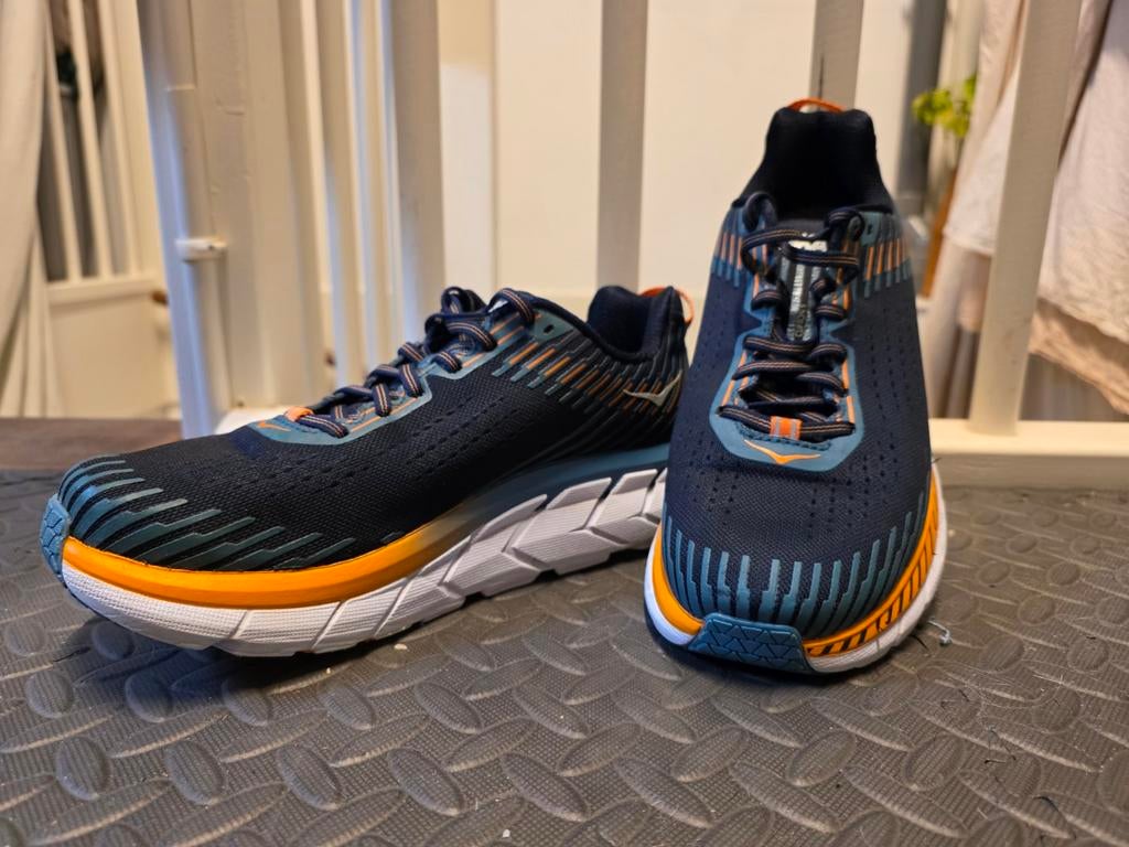 Hoka One One Clifton 5 maat 42 hardloop, Kleding | Heren, Ophalen of Verzenden, Zo goed als nieuw, Hoka