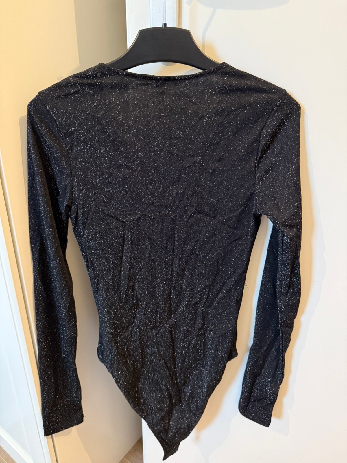 Top h&m maat XS, Kleding | Dames, Ophalen of Verzenden, Zo goed als nieuw, Maat 34 (XS) of kleiner, Zonder mouw