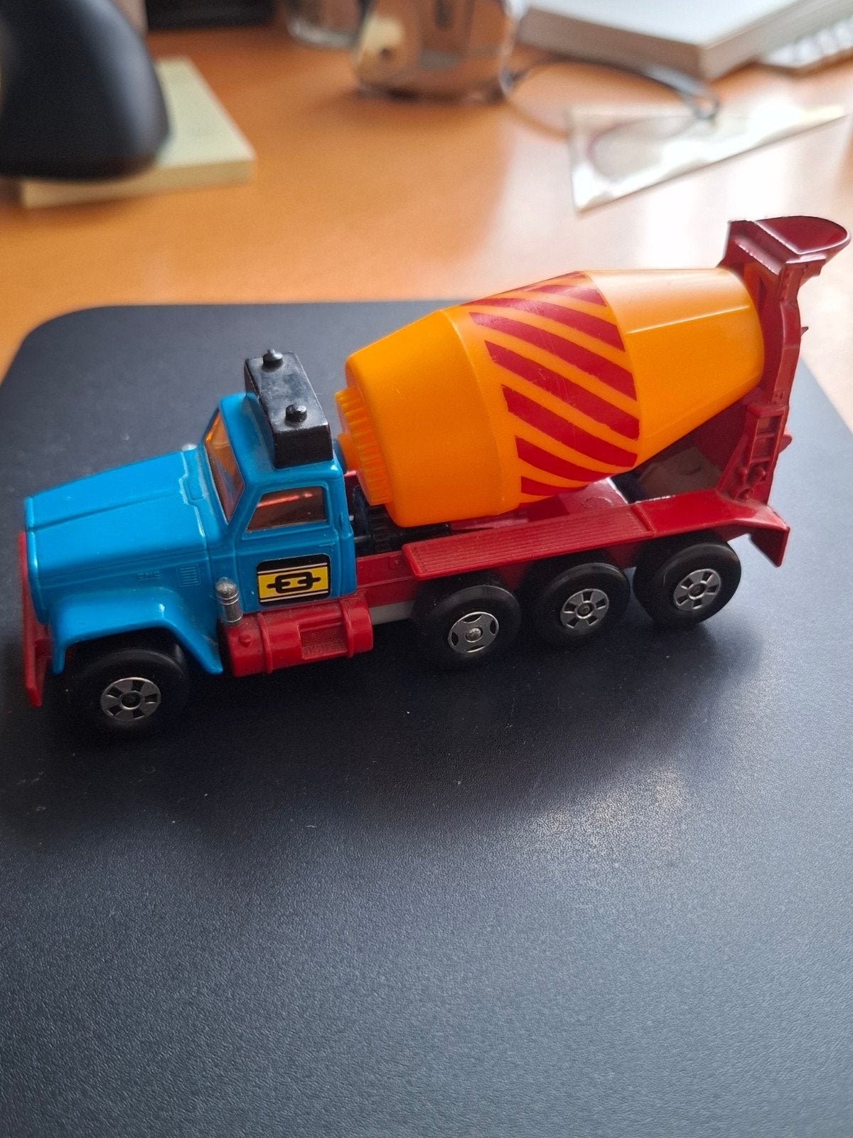 Matchbox K6 GMC Cement Mixer - Absolute Nieuwstaat, Ophalen of Verzenden, Zo goed als nieuw, Bus of Vrachtwagen, Matchbox