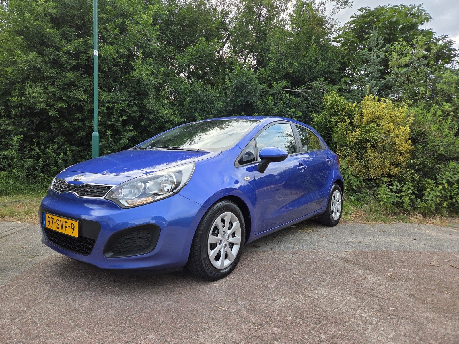Kia Rio 1.2 I 5DRS 2011 Blauw met carplay, Auto's, Kia, Zwart, 4 cilinders, Blauw, 49 €/maand