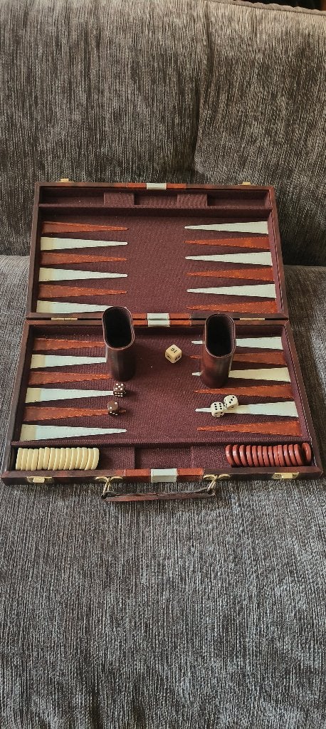 Backgammon spel ZGAN, Ophalen, Een of twee spelers, Zo goed als nieuw, Buffalo