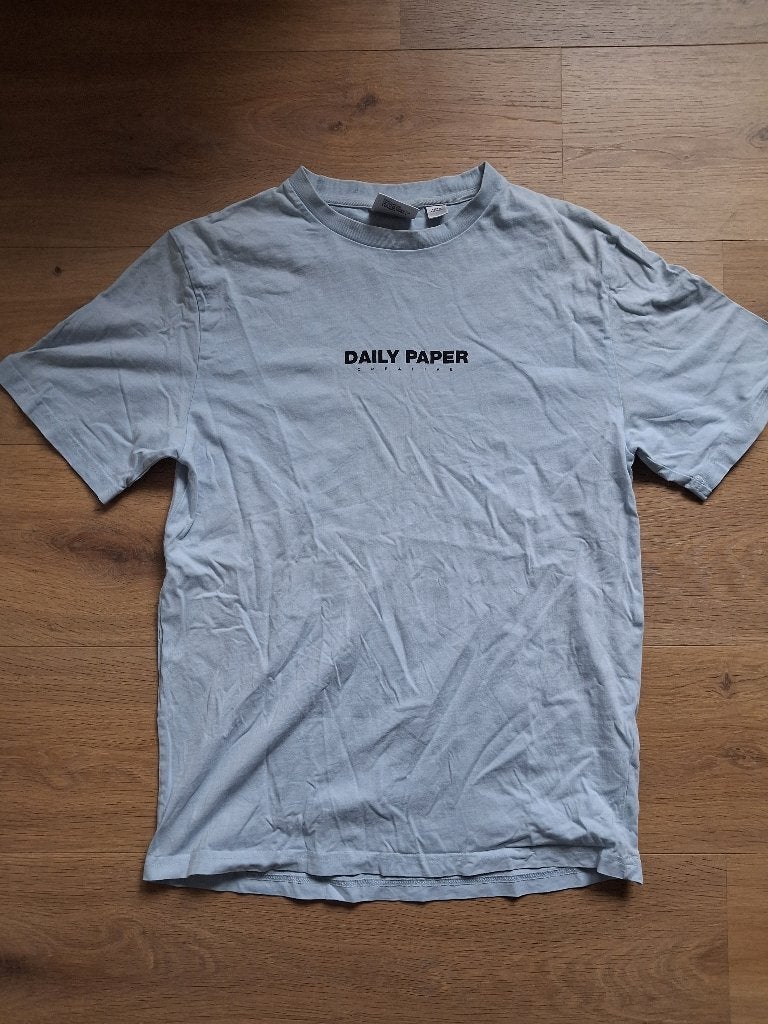 Daily Paper T-shirt lichtblauw maat S - 100% katoen, Blauw, Ophalen of Verzenden, Zo goed als nieuw, Daily Paper