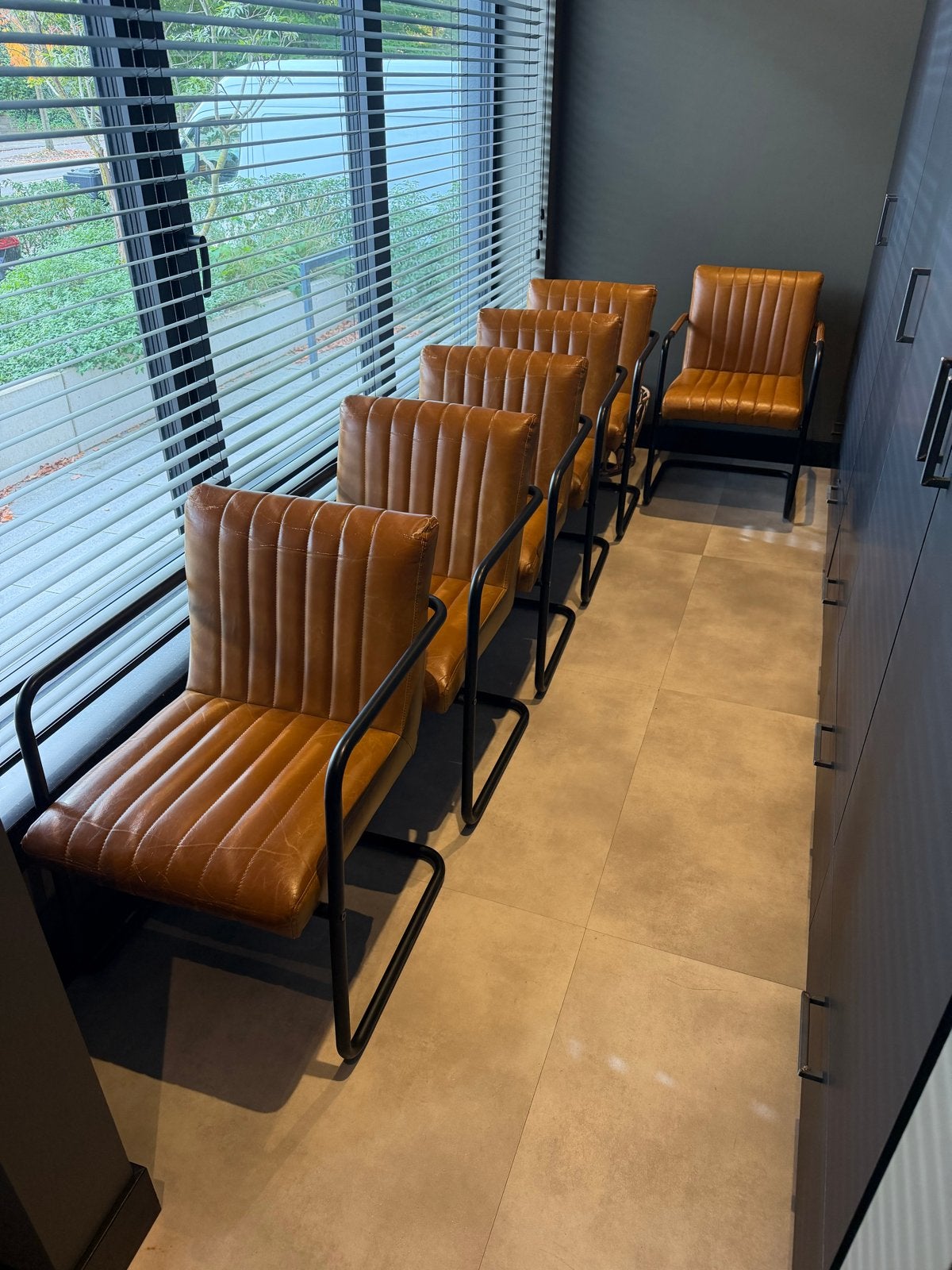 Set van 6cognac leren stoelen met zwart metalen frame, Ophalen, Bruin, Leer, Zo goed als nieuw
