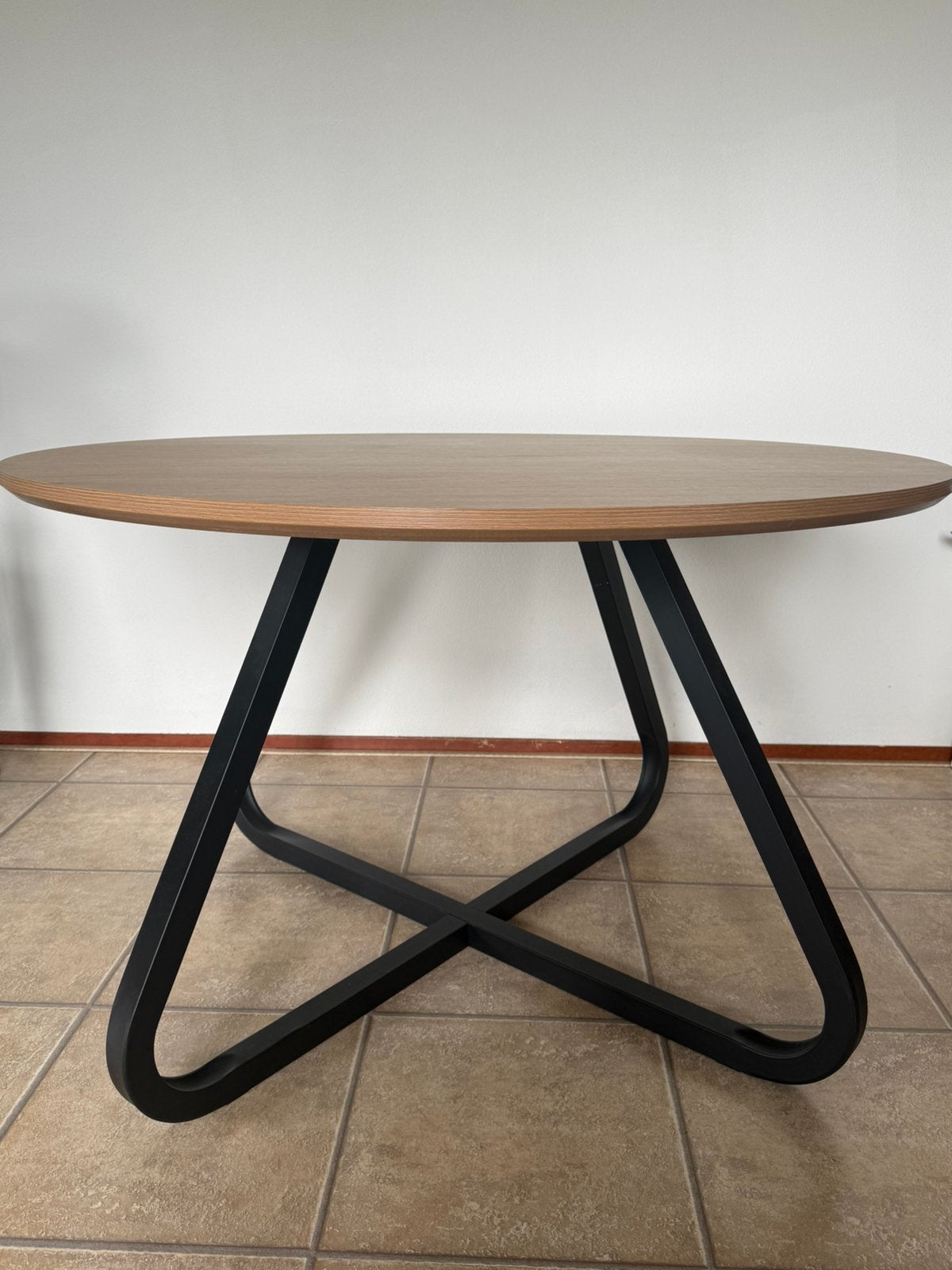 Mooie en stijlvolle meubelset te koop wegens verandering, Huis en Inrichting, Ophalen, Zo goed als nieuw, Rond, 100 tot 150 cm