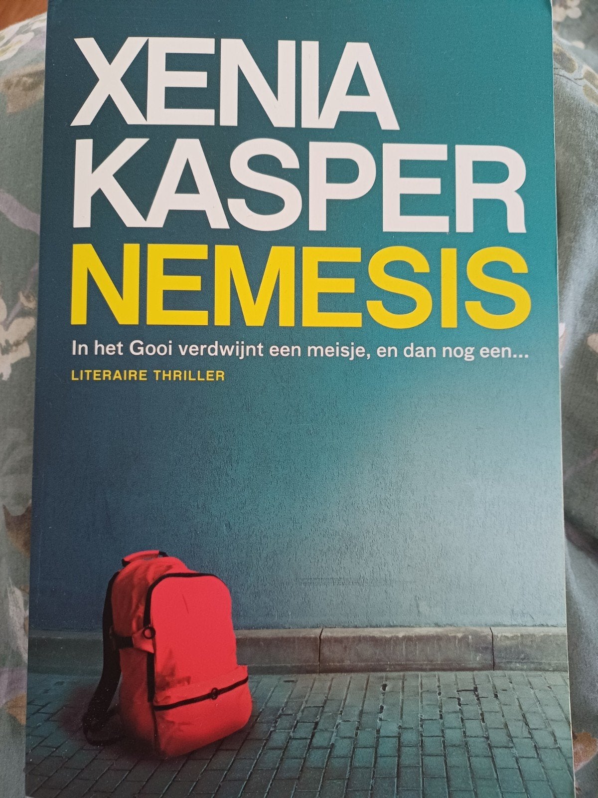 Xenia Kasper - Nemesis: Literaire thriller, Ophalen of Verzenden, Zo goed als nieuw, Xenia Kasper, Nederland