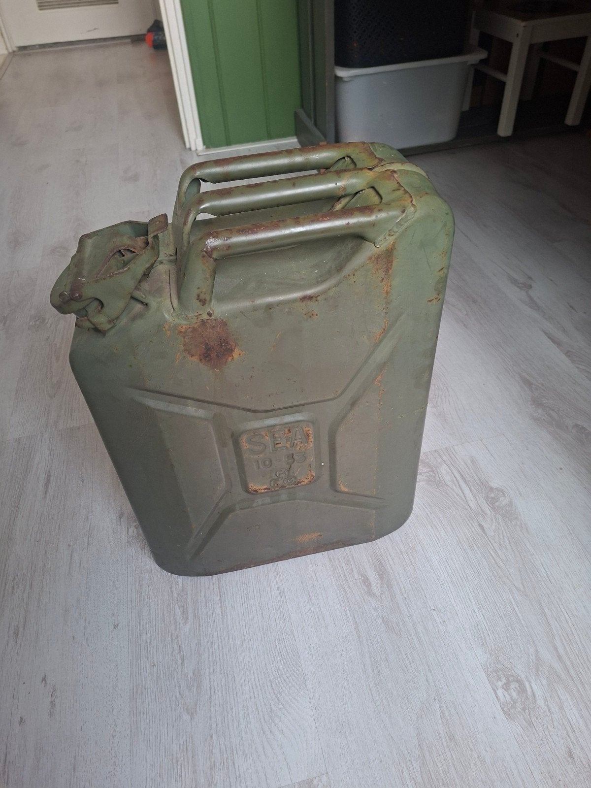 Oude leger jerrycan - 20 liter, Ophalen of Verzenden