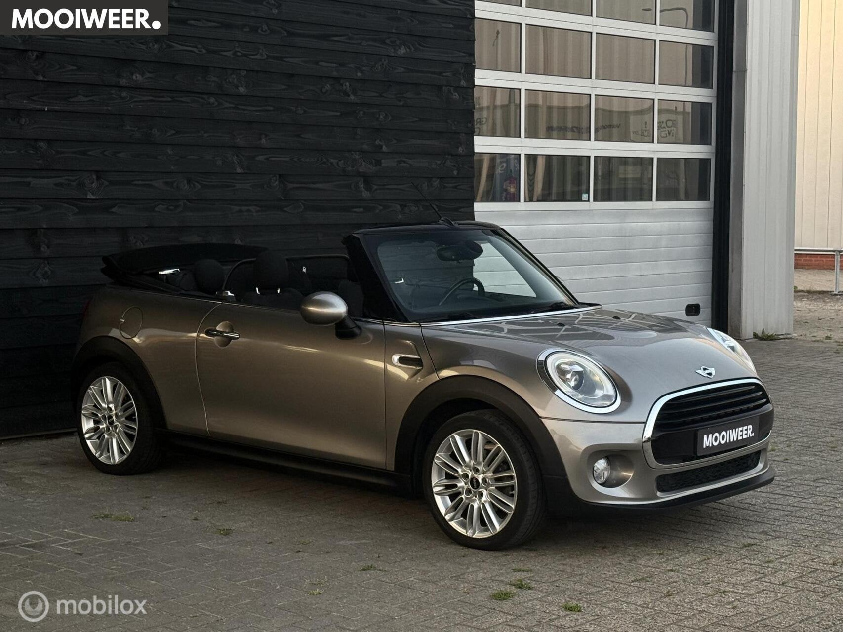 Mini Cabrio 1.5 Cooper Chili | LED | Sportstoelen | Camera, Auto's, Mini, Bedrijf, Te koop, Cabrio, ABS, Achteruitrijcamera, Airbags