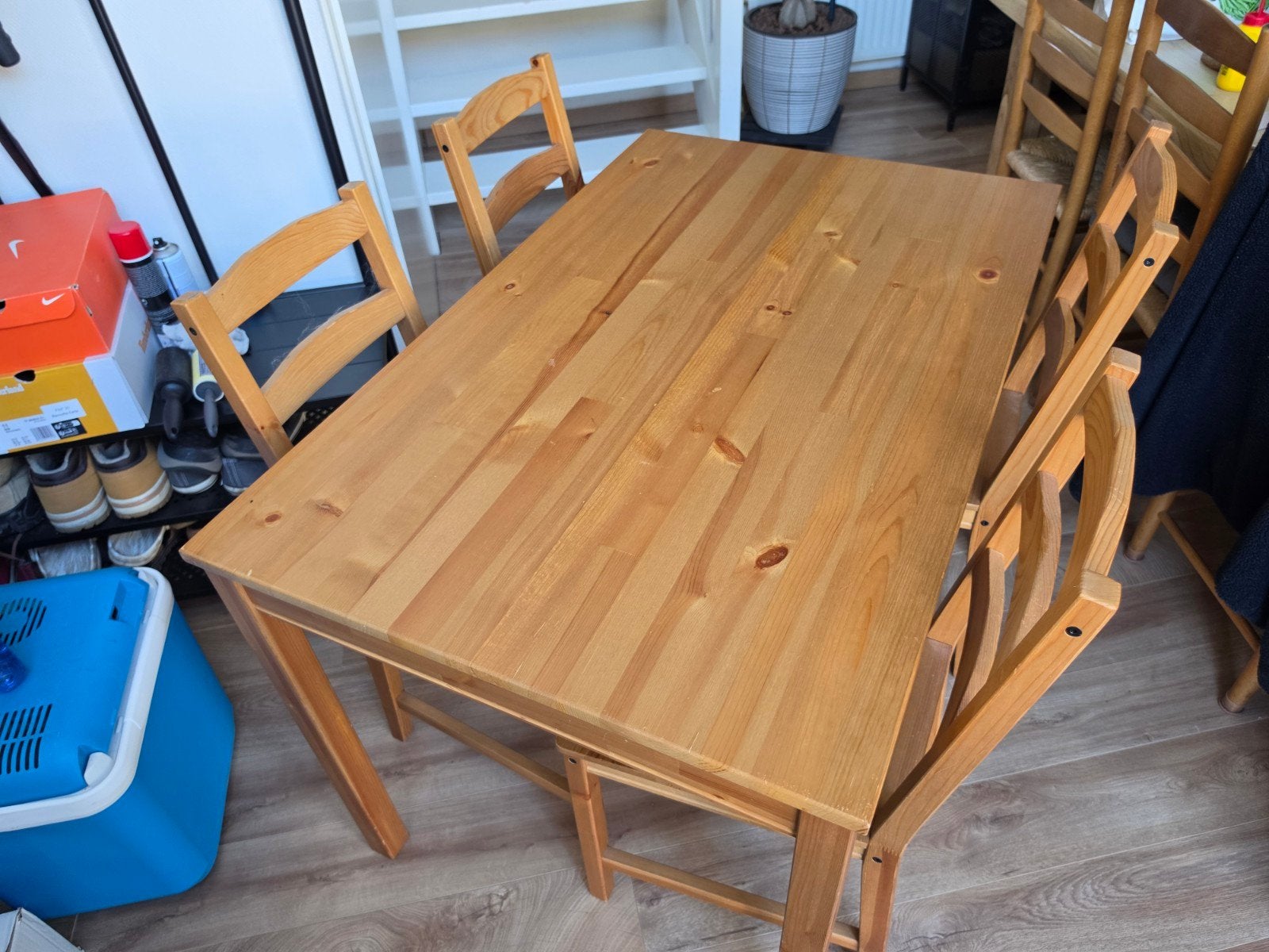 Ikea Jokkmokk Table and 4 chairs, Huis en Inrichting, Ophalen, Gebruikt, Jokkmokk, 100 tot 150 cm