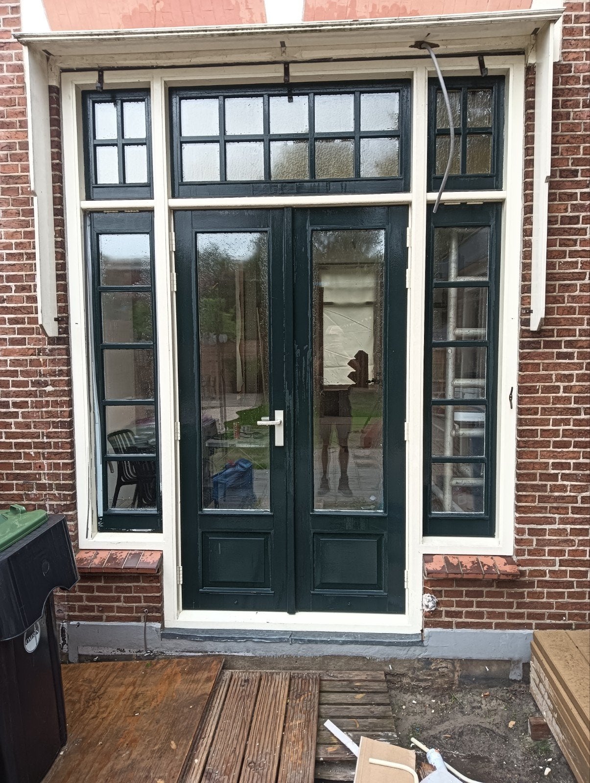 Houten kozijnen met openslaande deuren en dubbel glas, Doe-het-zelf en Verbouw, Ophalen, Gebruikt, Buitendeur, Hout