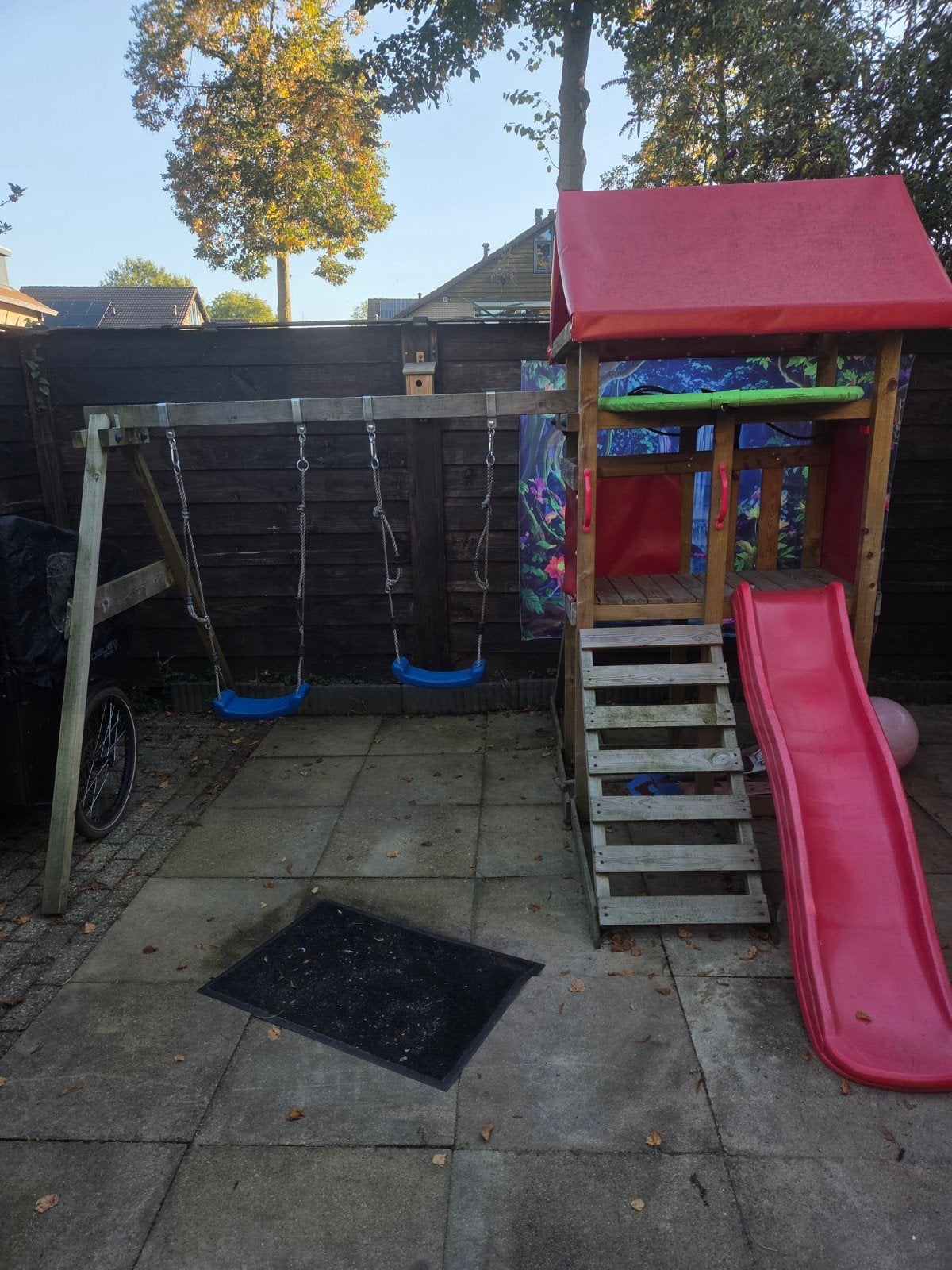 Houten speeltoestel met glijbaan en schommels, Kinderen en Baby's, Ophalen, Gebruikt, Glijbaan