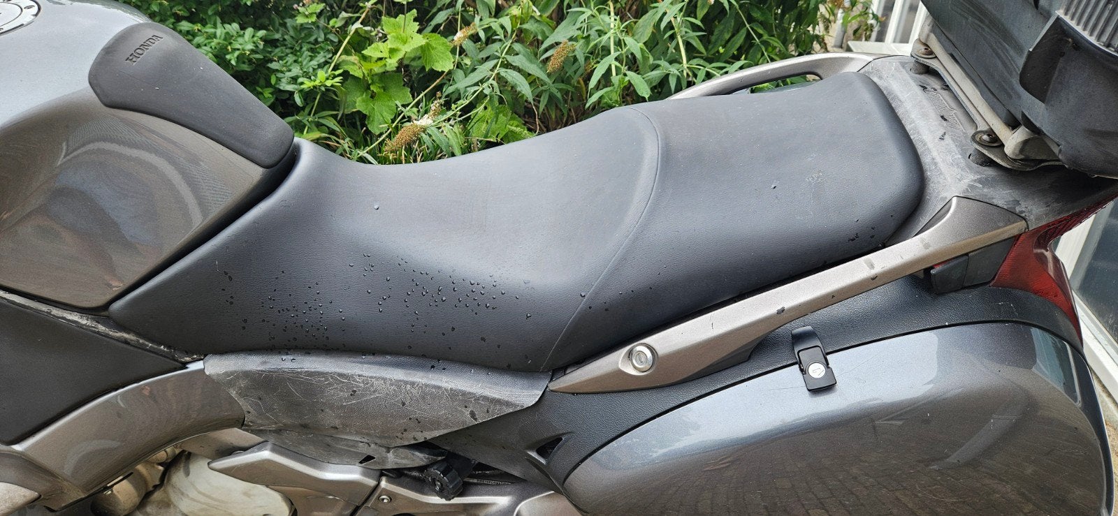 Zadel Honda nt700 Deauville & losse hoes. Zelf monteren, Ophalen of Verzenden