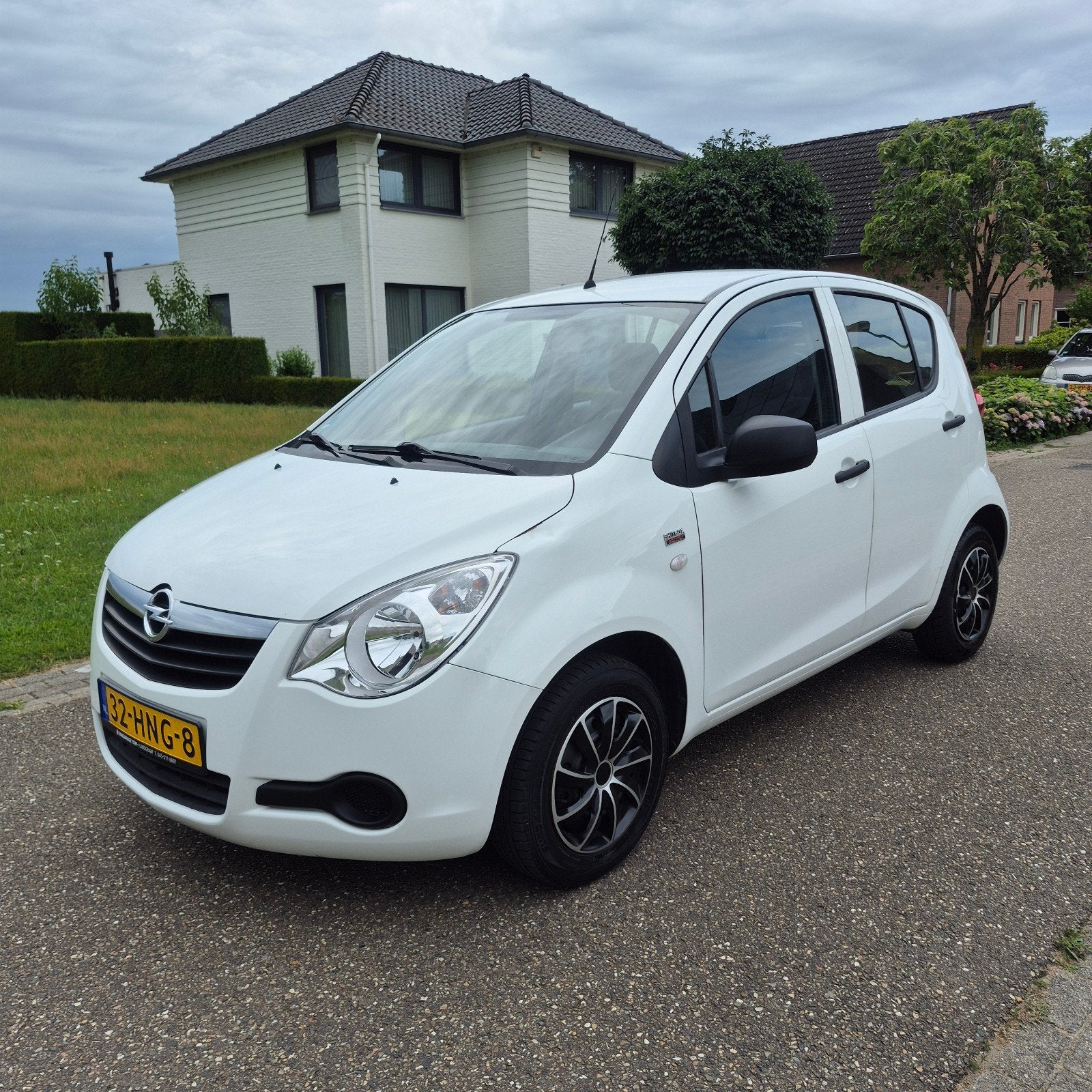 Opel Agila 1.0 12V Essentia 2009  Wit, Auto's, Opel, 31 €/maand, Origineel Nederlands, Bedrijf, Handgeschakeld