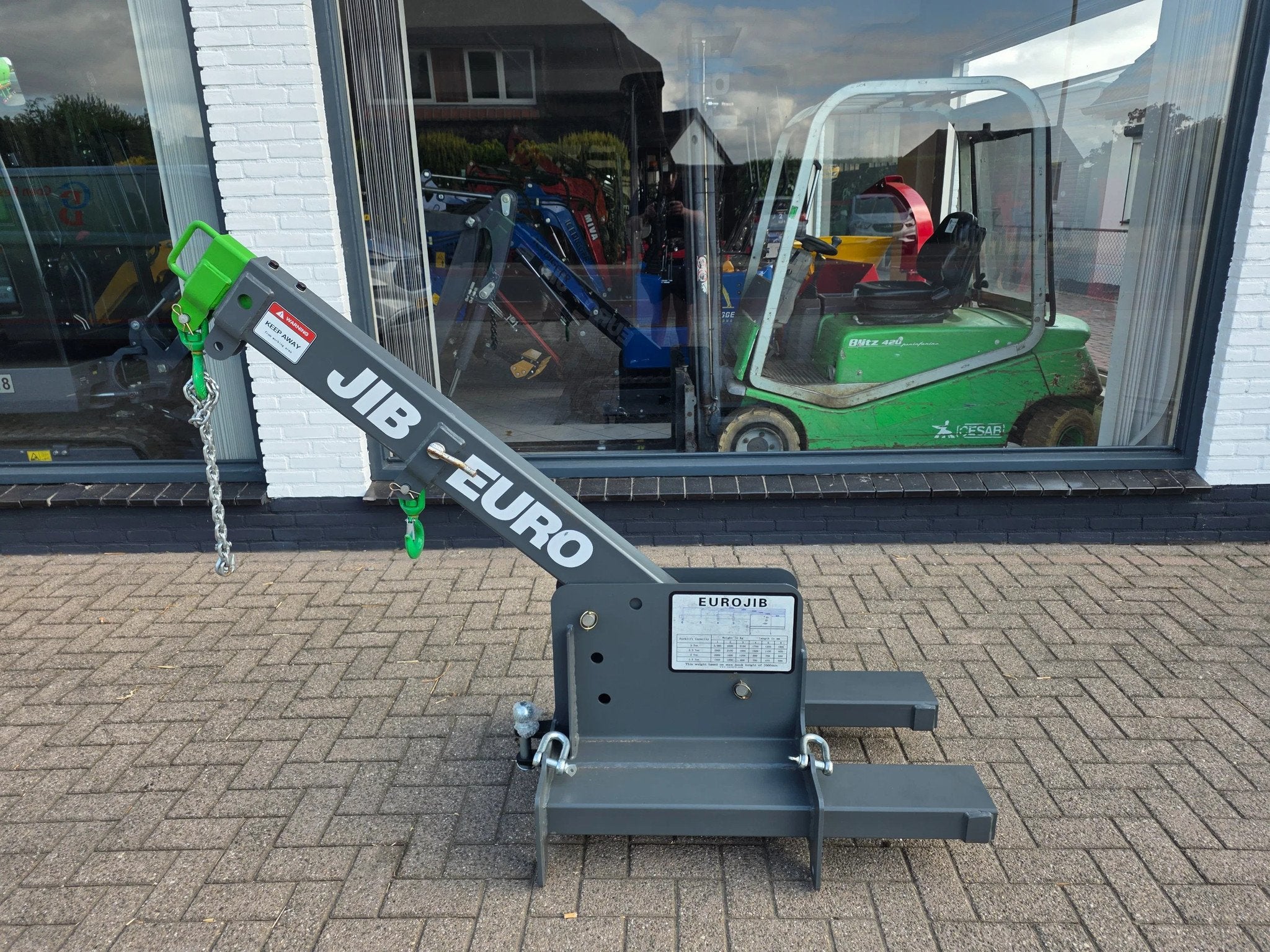 Beco Euro jib hijsjip kraanarm 3 tons heftruck loader, Zakelijke goederen, Machines en Bouw | Heftrucks en Intern transport, Overige aandrijving