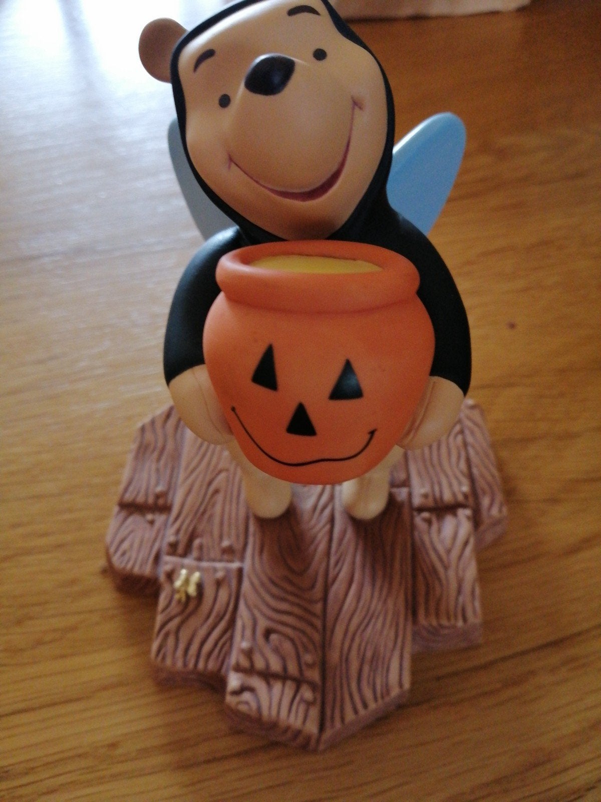 Winnie de Poeh. tricks and treats Halloween, Ophalen of Verzenden, Winnie de Poeh of vrienden, Nieuw, Beeldje of Figuurtje