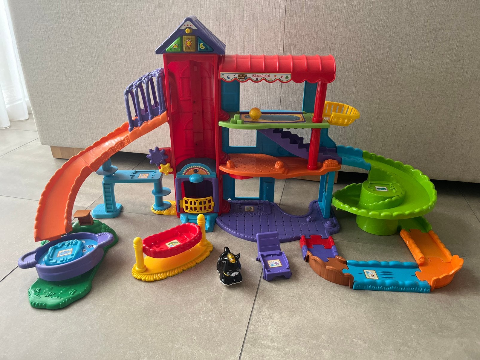 Vtech dierenhotel met Kyra de kat, Ophalen, Zo goed als nieuw