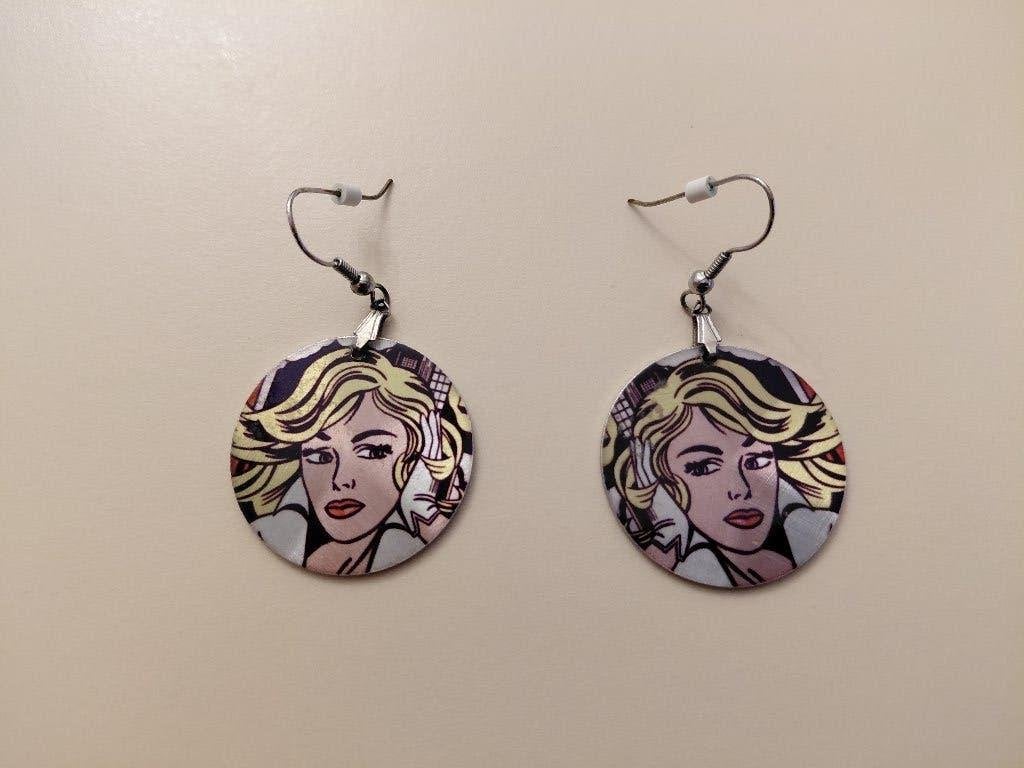Metalen Pop-Art Oorbellen (3 cm) – Retro Roy Lichtenstein, Overige materialen, Hangers, Ophalen of Verzenden, Zo goed als nieuw