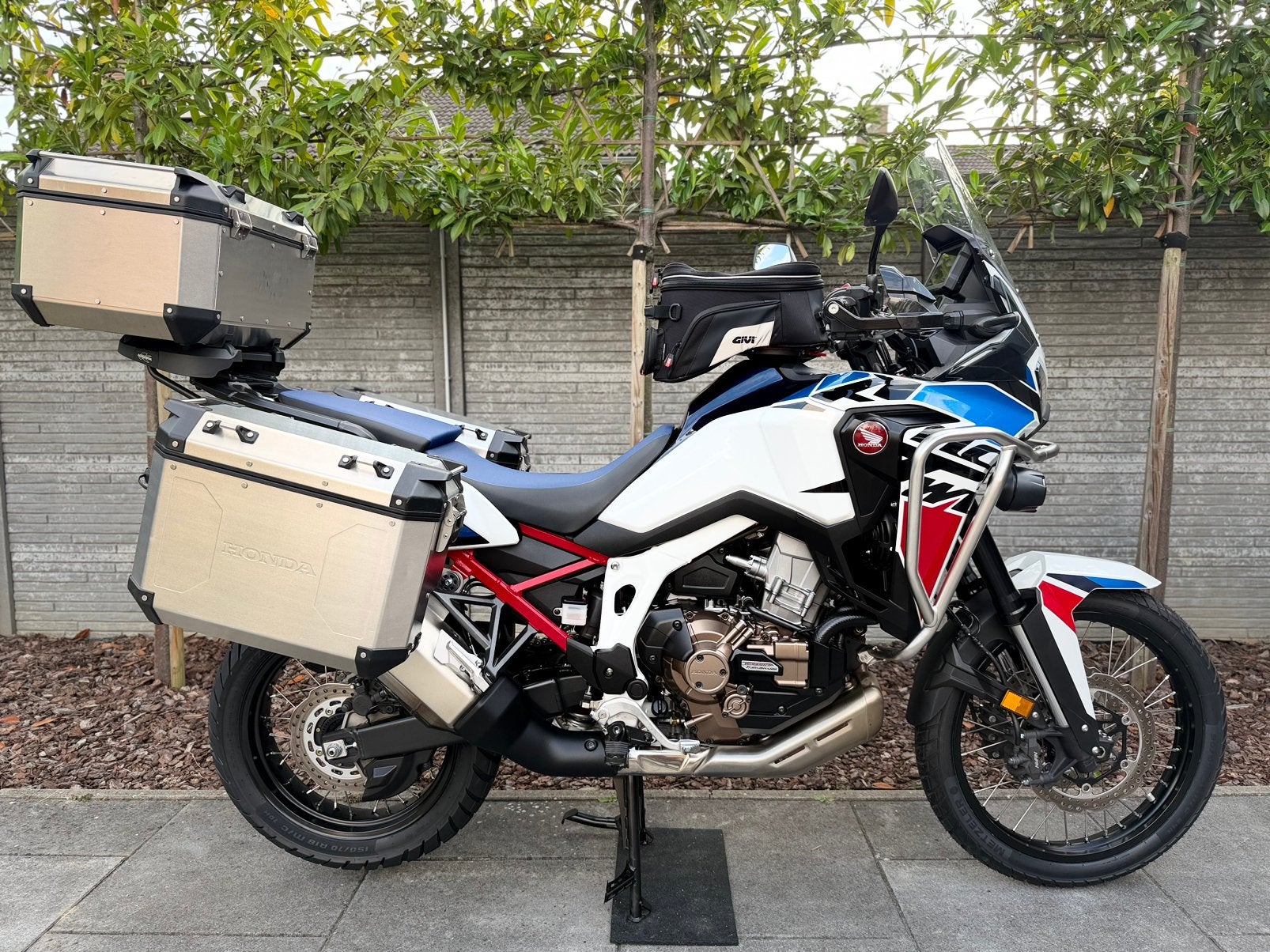 Honda CRF 1100 L Africa Twin DCT ABS / 2023 /, 2 cilinders, Bedrijf, Meer dan 35 kW, Toermotor