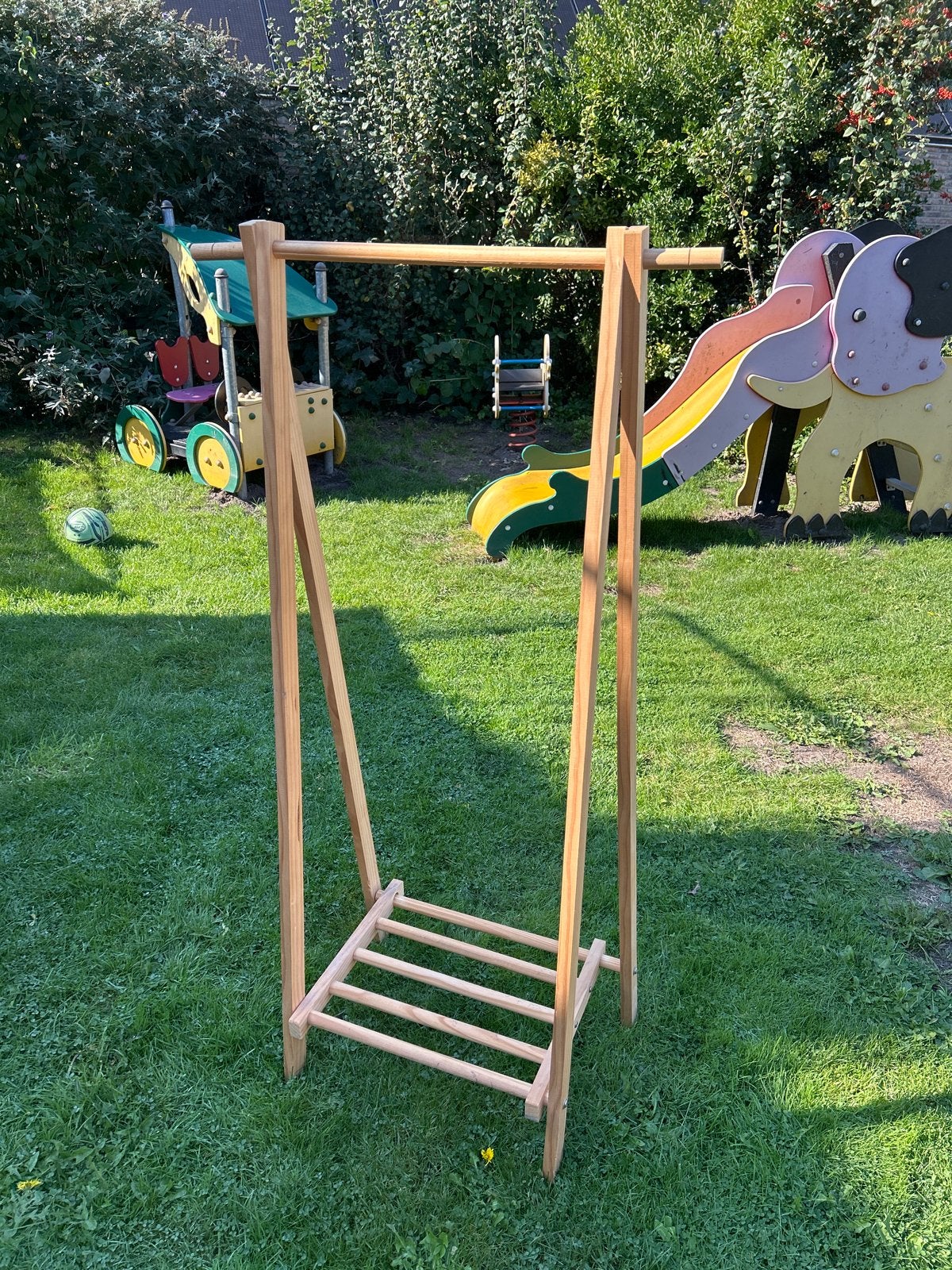 Houten kledingrek, Ophalen, Gebruikt, Jongen of Meisje