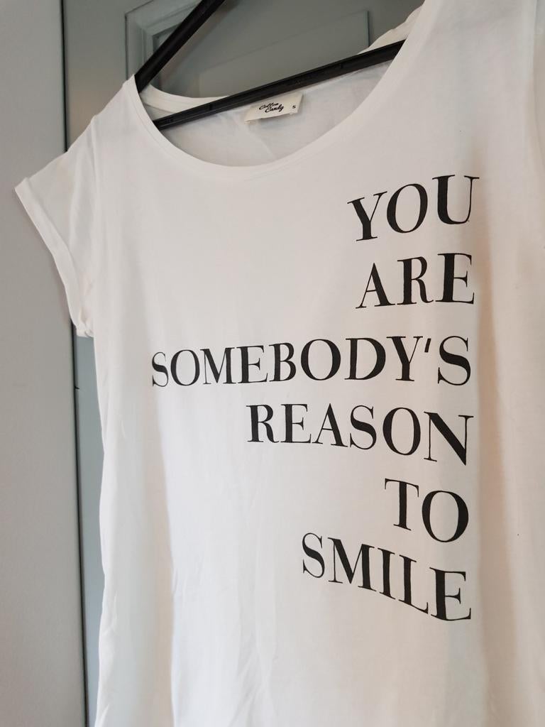 Wit shirt met leuke tekst maat S/M
IZGS, Kleding | Dames, Maat 38/40 (M), Wit, Ophalen of Verzenden, Zo goed als nieuw