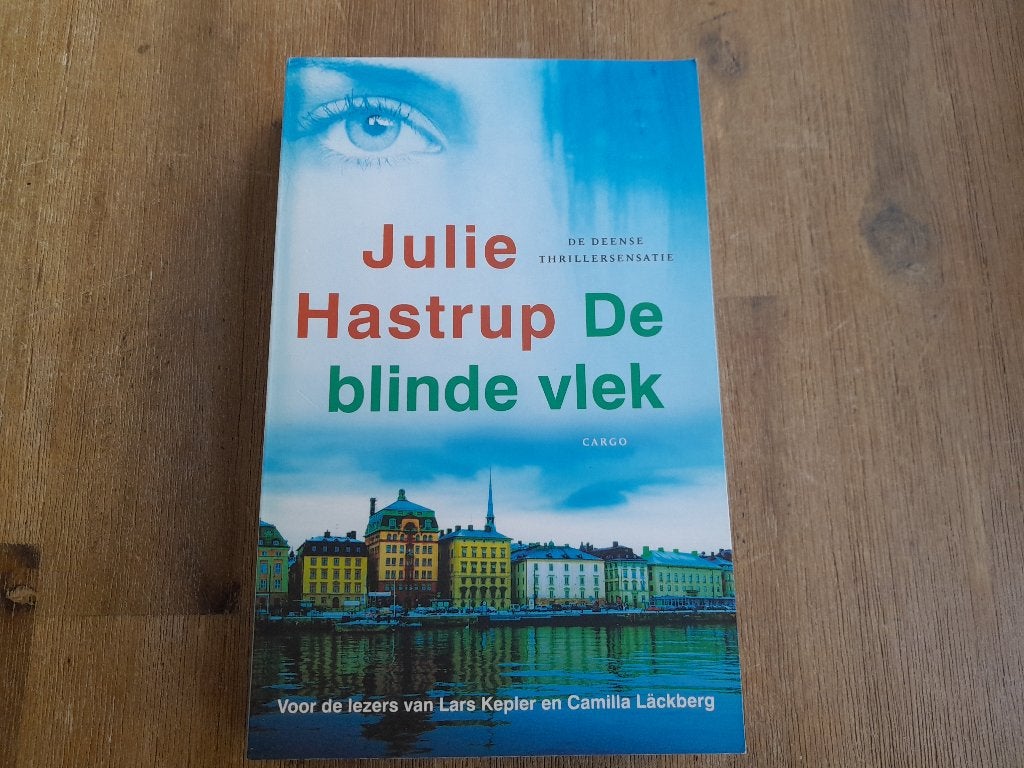 Julie Hastrup/ De blinde vlek, Ophalen of Verzenden, Gelezen