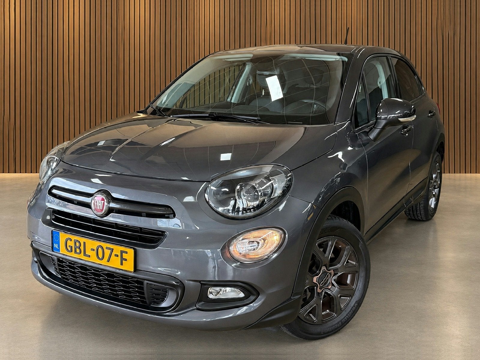 Fiat 500X 1.6 S-Design | Sensoren | Navigatie | Airco | Crui, Auto's, Voorwielaandrijving, Gebruikt, Euro 6, 500X