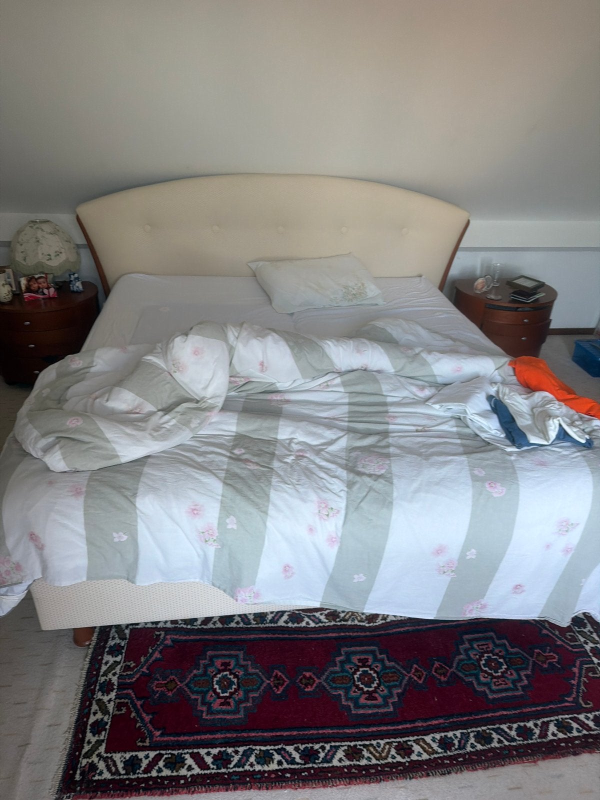 Tweepersoonsbed met gestoffeerd hoofdbord, Gebruikt, Tweepersoons, Ophalen of Verzenden, Stof