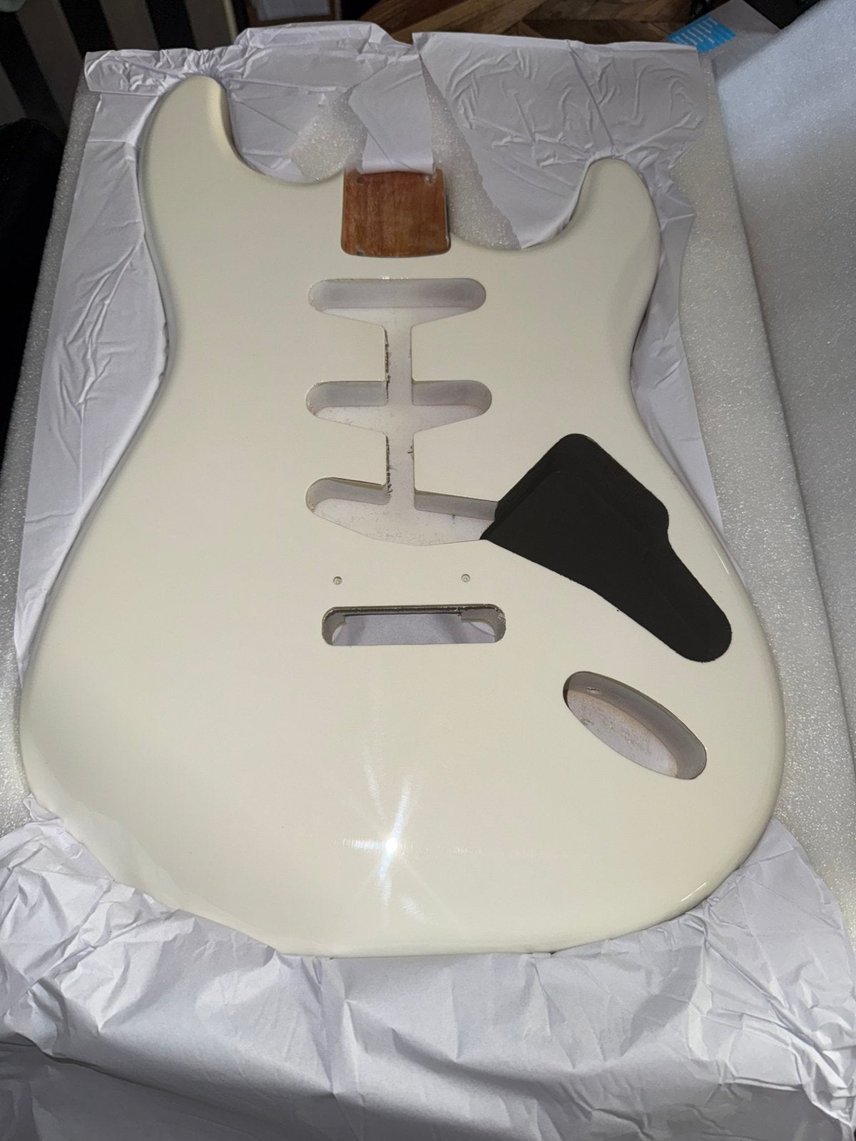 Stratocaster body Vintage White Elzen Nitro cellulose glans, Verzenden, Geen, Geen, Jpsg