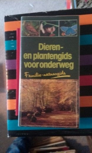 Boek - 179 - Dieren en planten voor onderweg, Ophalen of Verzenden