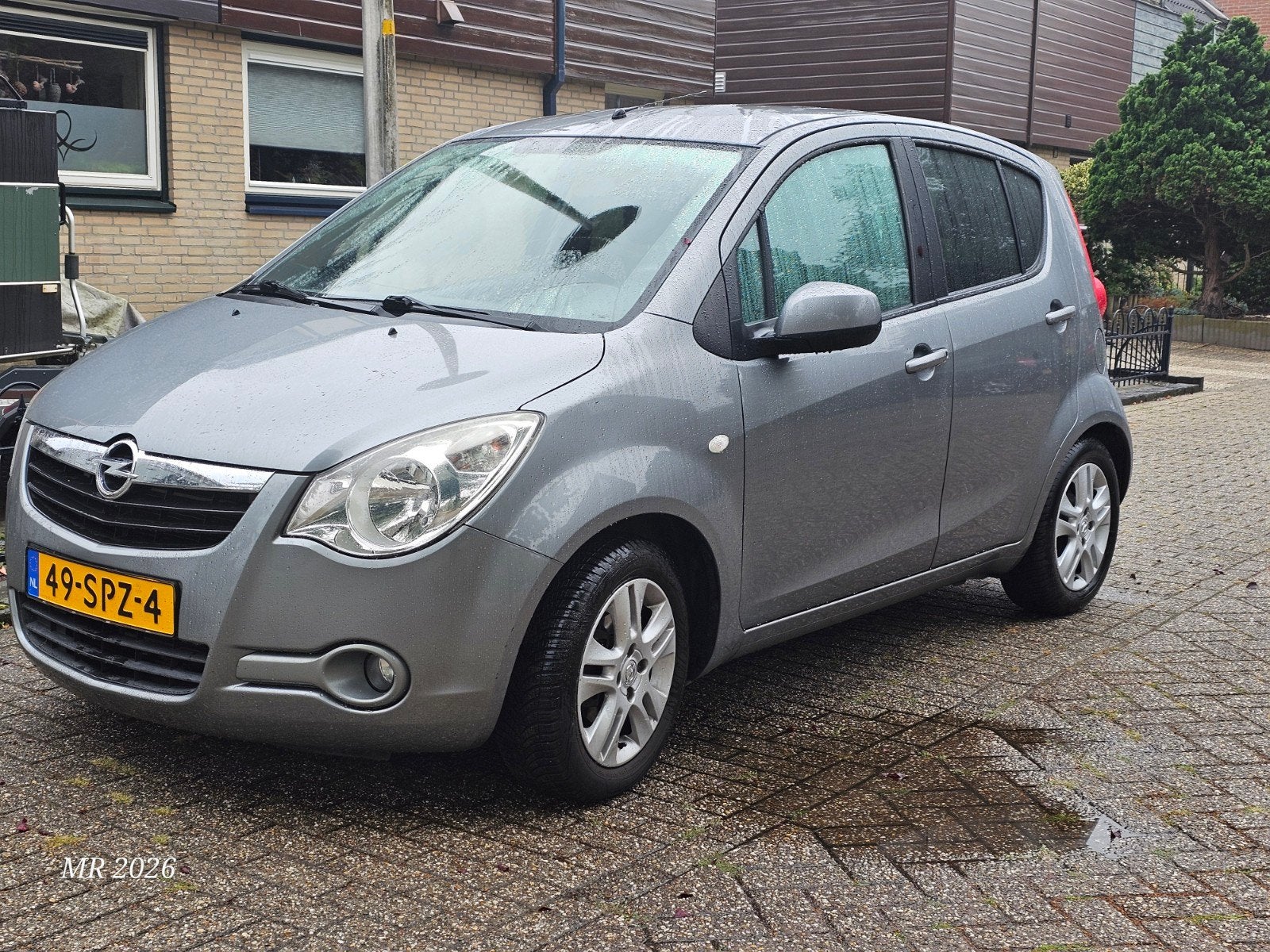 Opel Agila 1.2 16V AUT 2011 lage km stand trekhaak, Auto's, Opel, Euro 5, Stof, 40 €/maand, 4 cilinders