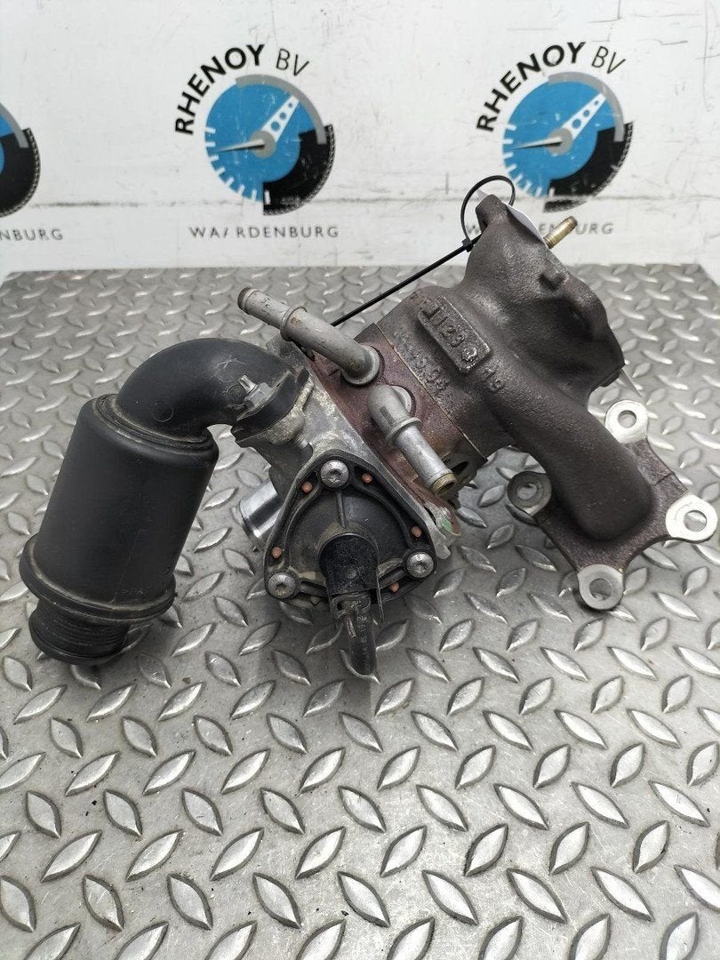 FORD FIESTA TURBO CM5G6K682HE 2016, Ophalen of Verzenden, Gebruikt, Stiba lid