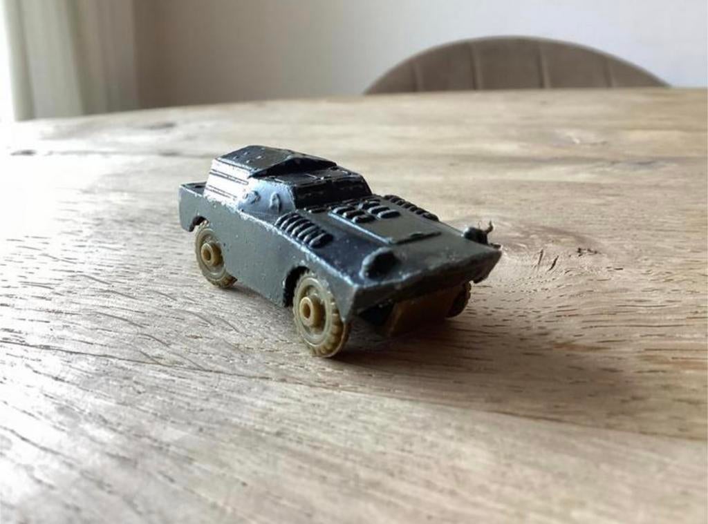 Schaalmodel BTR-40 pantserwagen –Made in Hong Kong –ca. 1:76, Ophalen of Verzenden, Gebruikt, Overige typen