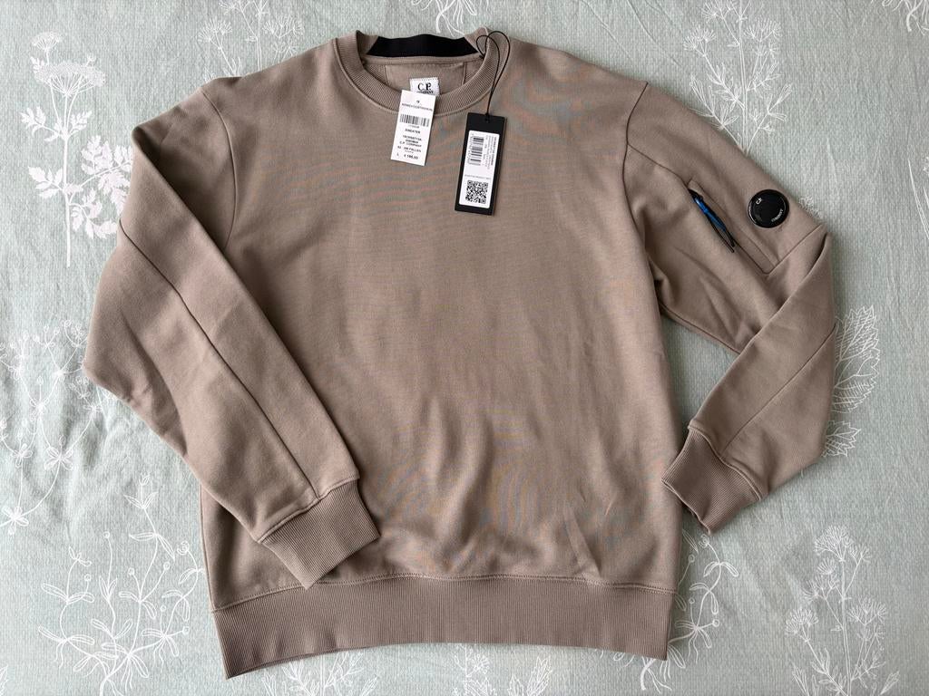C.P. Company Sweater - Nieuw met kaartjes, Verzenden, Nieuw, Maat 52/54 (L), Beige
