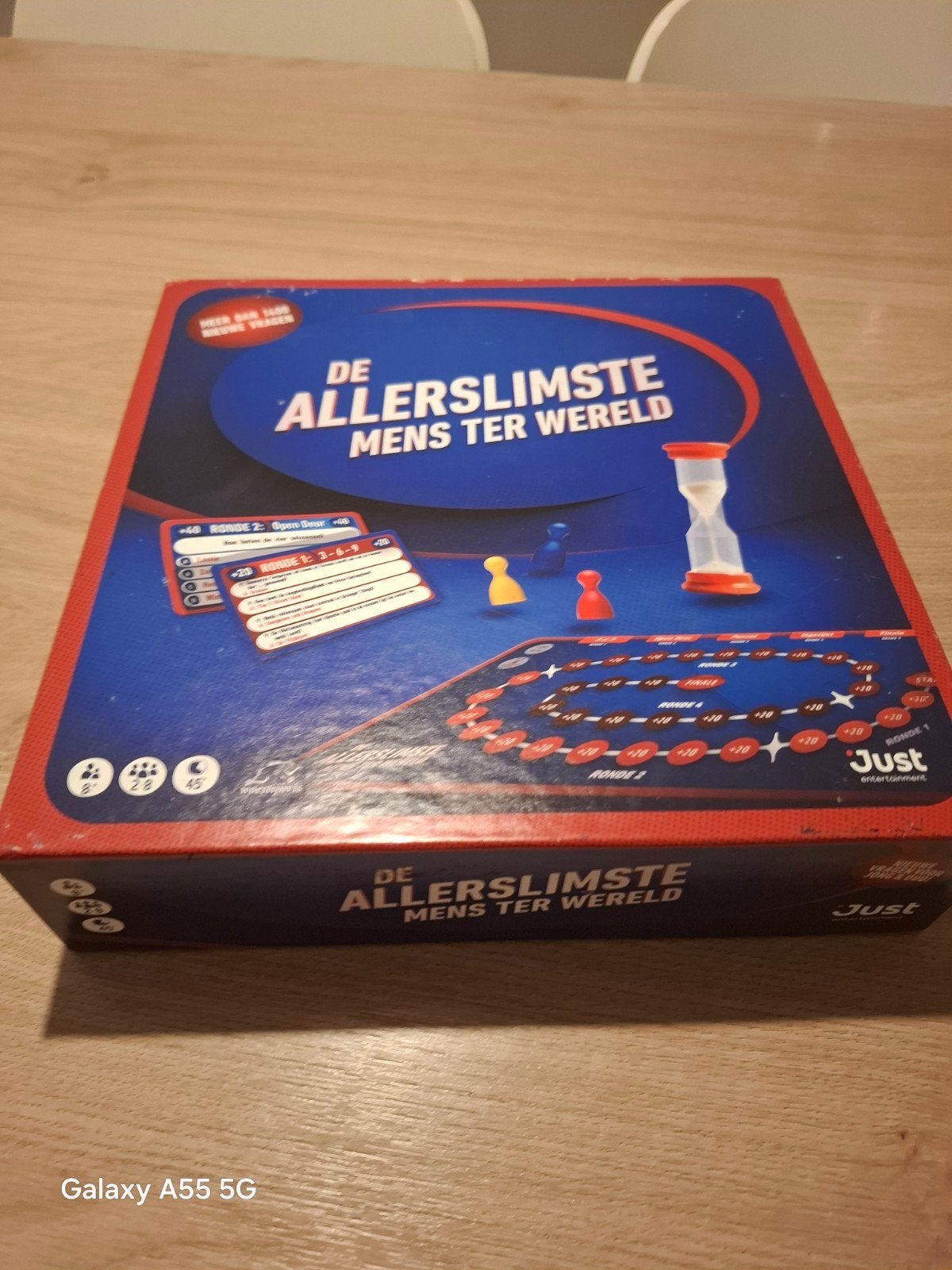 De Allerslimste Mens ter Wereld bordspel, Gooijerdijk 16 C-1, 1011 AA Amsterdam, Just Entertainment, Ophalen of Verzenden, Zo goed als nieuw