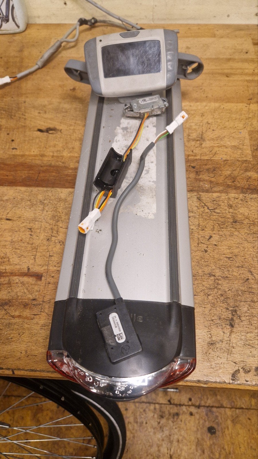 Gazelle Innergy Gold 36V 11.25Ah (405Wh) fietsaccu met lader, Ophalen of Verzenden, Gebruikt